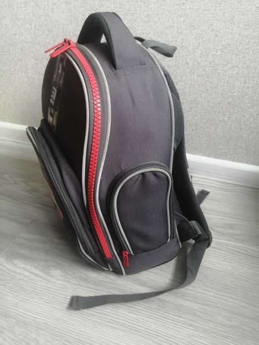 Рюкзак KITE хот вілс для першокласників