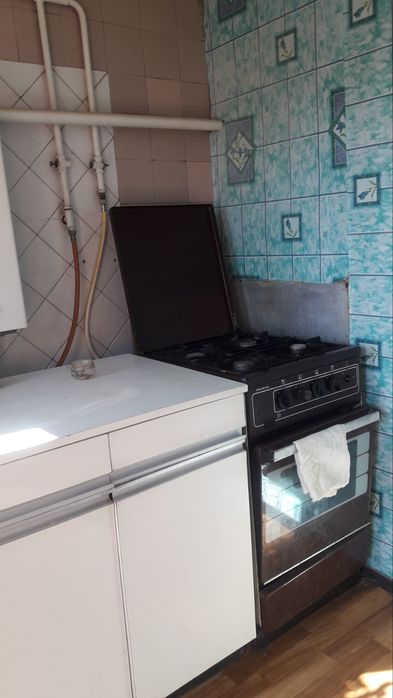 Частина будинку ПІВНІЧНИЙ ‼️туалет на вулиці ‼️без тварин можливо 2 вісковим або будівельникам