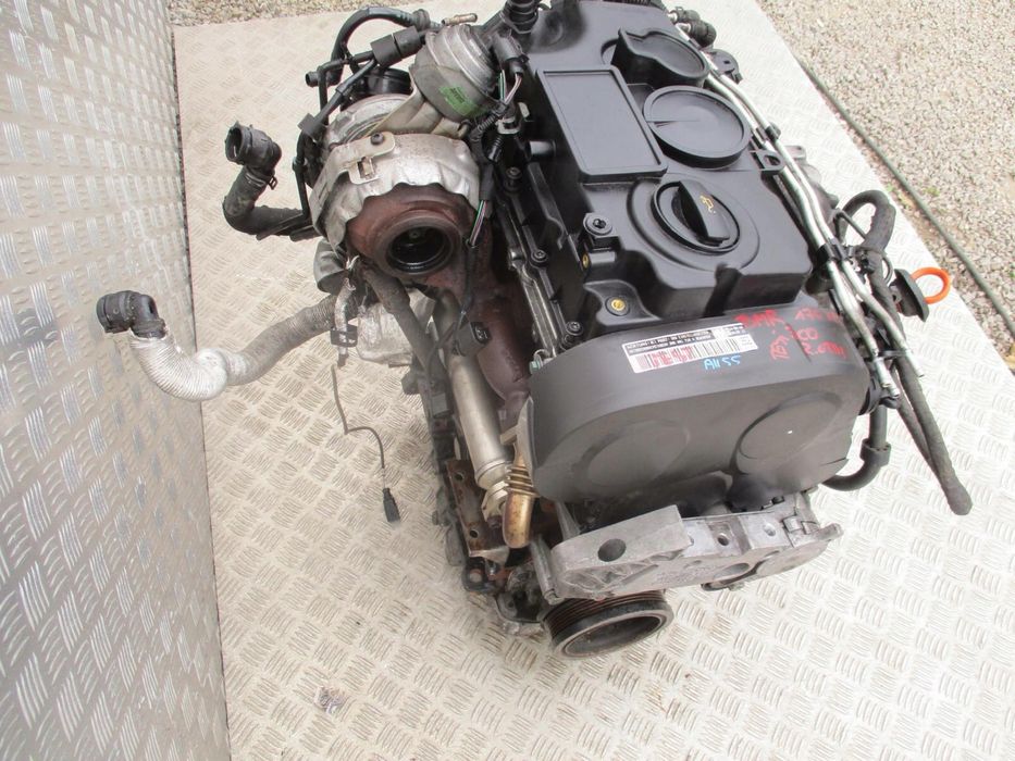 Двигун двигатель мотор volkswagen passat b6 BVE пасат б6 BVE