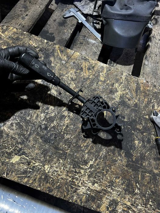 Гітара / Перемикач поворотів Mercedes Vito 639