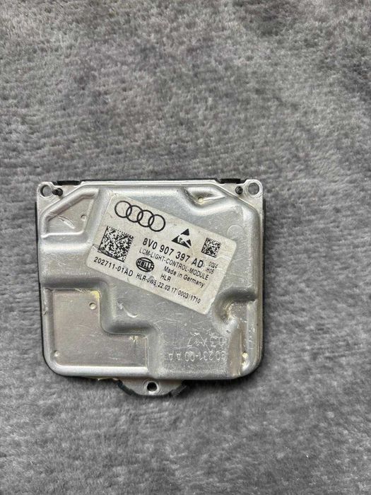 Moduł LED VW Audi Skoda 8V0907397AD