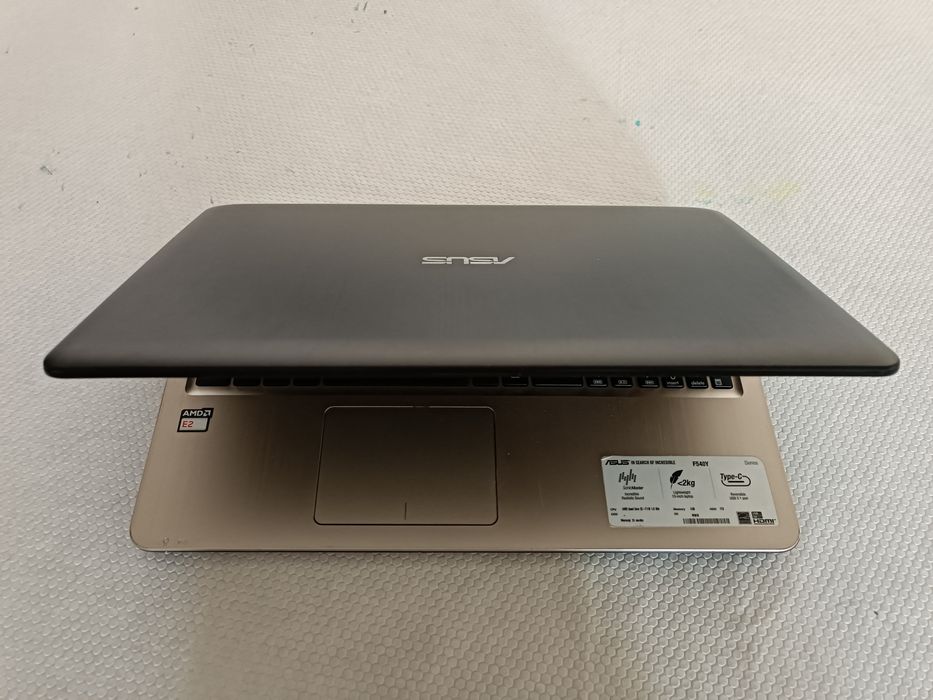 Computador Portátil Azus