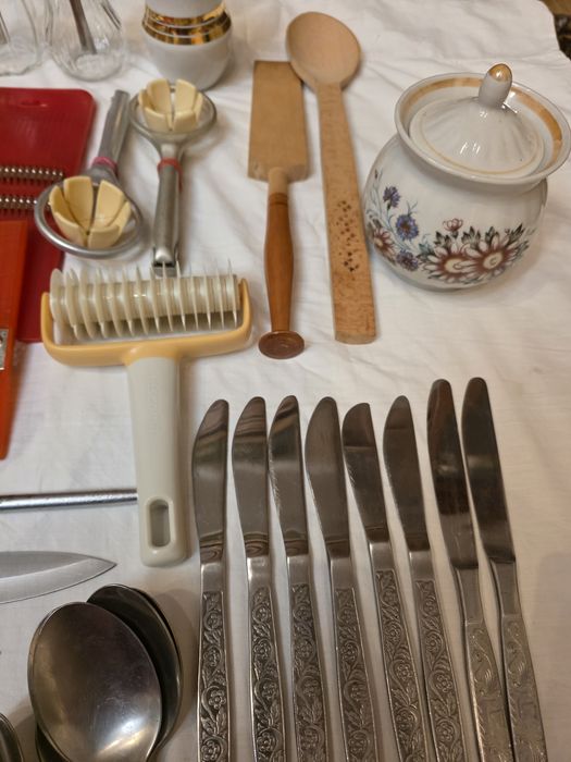 Кухонная утварь,хлебница,корзинка
