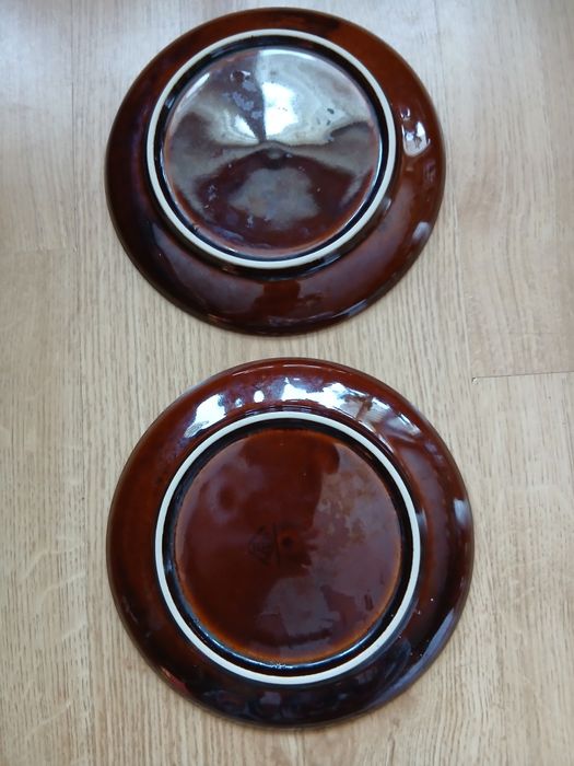 2 talerzyki deserowe.z.porcelotu pruszkow wz kokardki