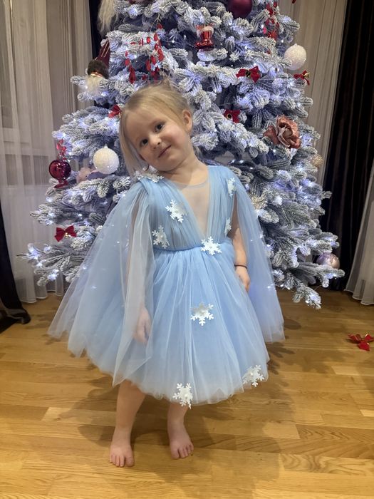 Продам плаття сніжинки розмір 104