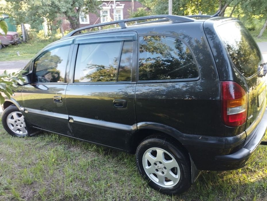 Продам Opel Zafira A diesel