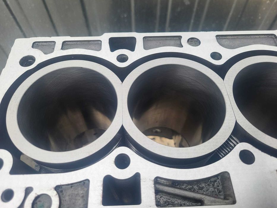 Silnik 1.5 1.6 2.0 2.3 EcoBoost regeneracja tulejowanie tuleje mokre