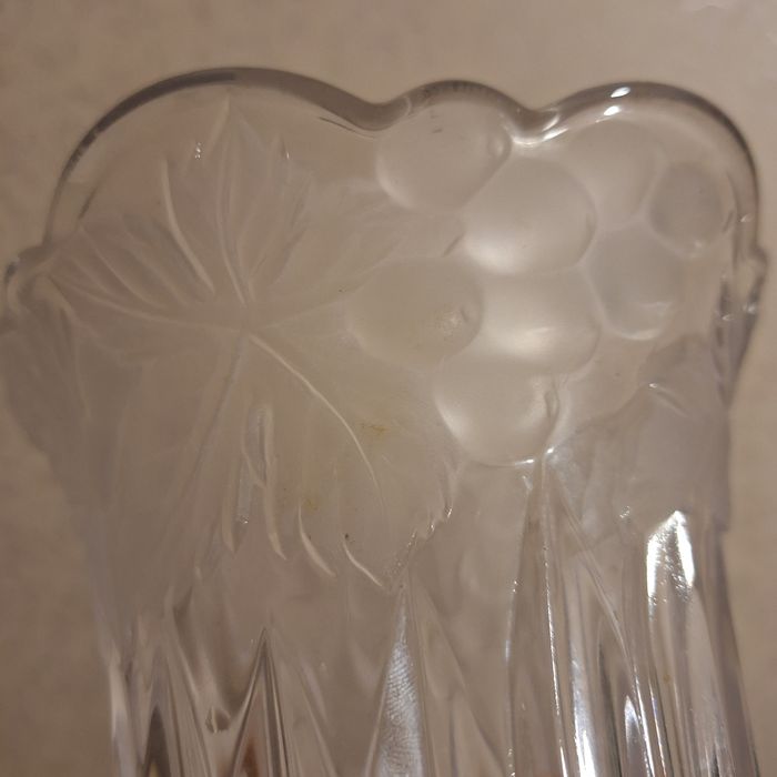 SOGA, Красивая ваза для цветов, с обьемн лепным изображ виноград,Япони