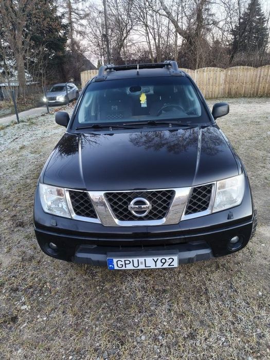 Продам Nissan Navara 2.5 TDI 4X4