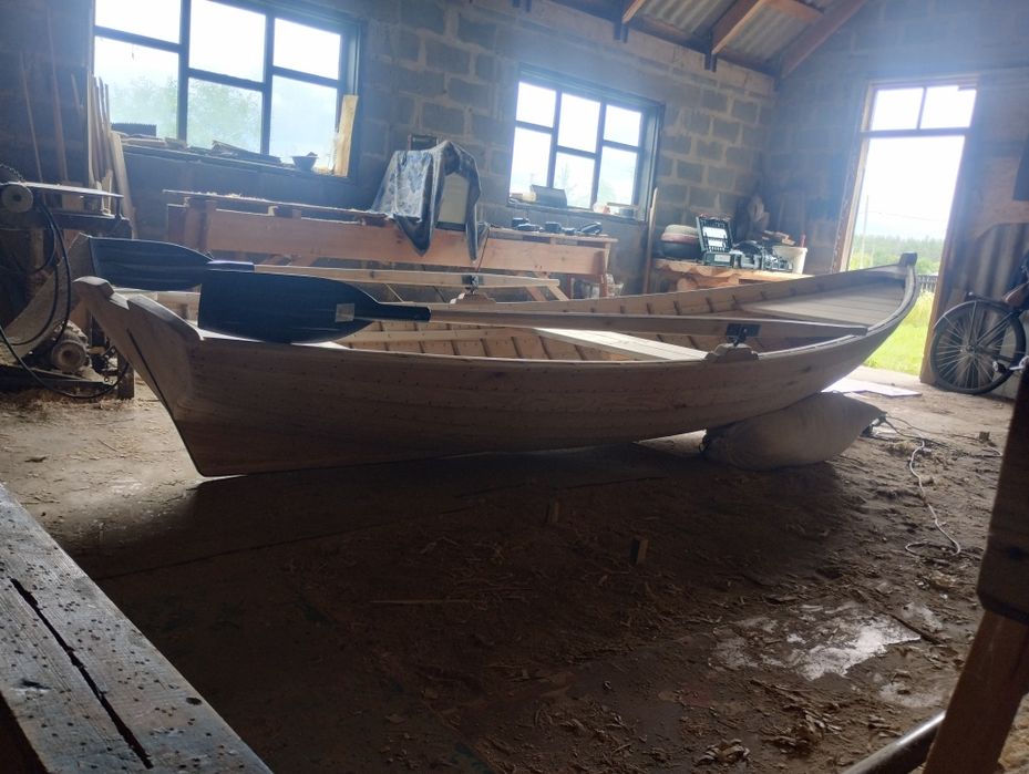 Лодка под заказ, деревянная(фофан)