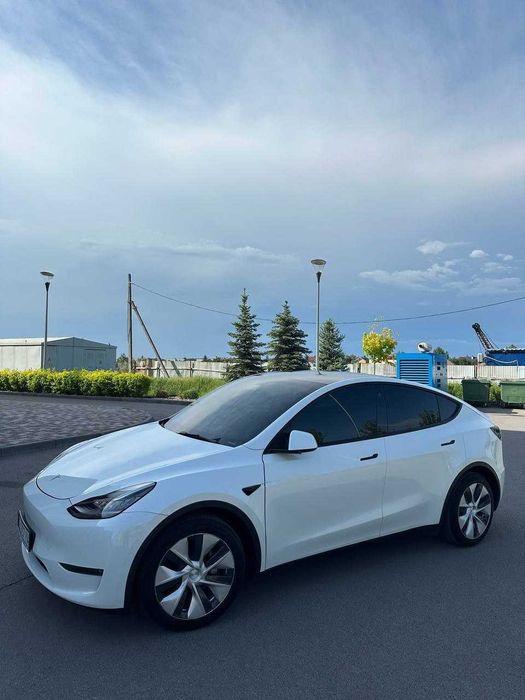 Tesla Model Y Long Range Dual Motor 2021 Тесла Електричний Кросовер