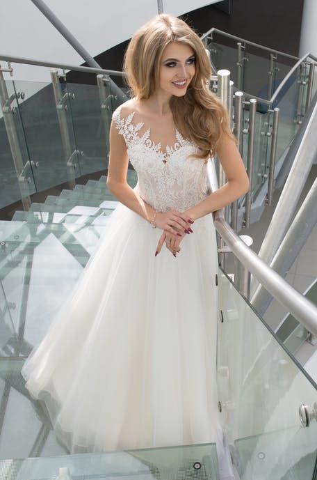 Suknia ślubna PILAR ENZO, biała.