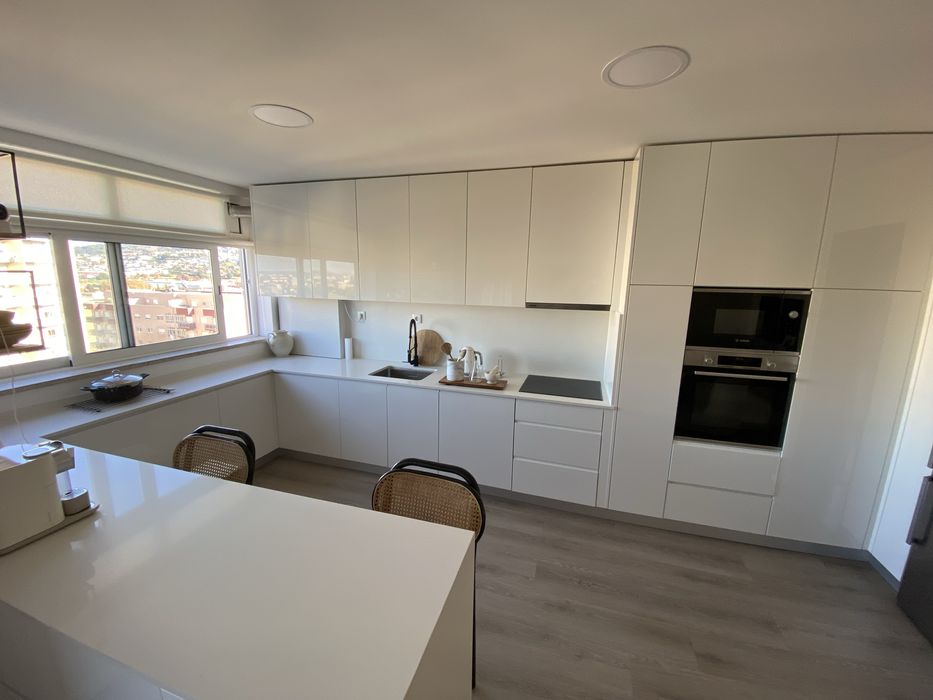 Quartos Remodelados com Cama de Casal – A 5 min do Braga Parque