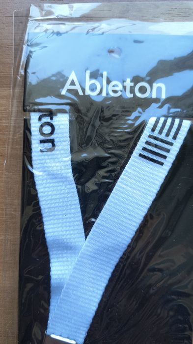 Smycz oraz naklejki Ableton - nowe