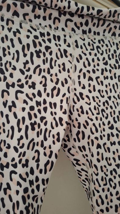 Спортивні лосини .Леопардові