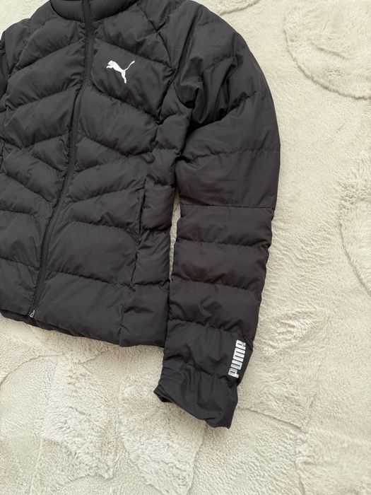 Жіночий мікро пуховик Puma розмір С стан хороший