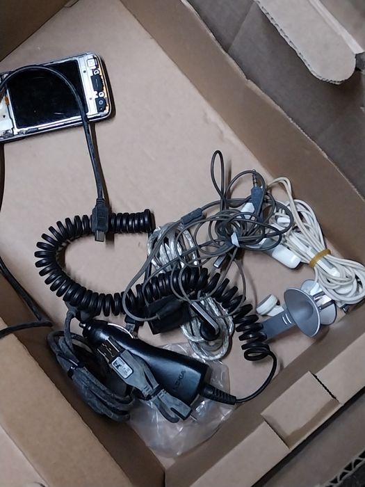 Varios telemoveis antigos