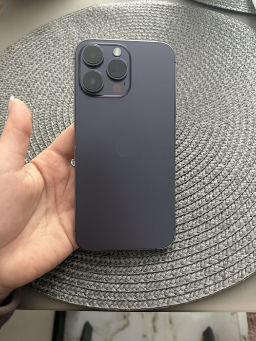 Продам Iphone 14 pro max