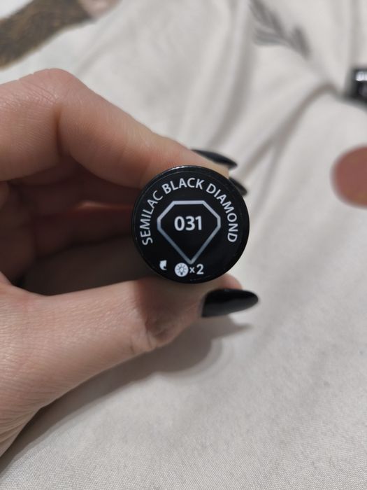 Lakier hybrydowy Semilac 031 Black