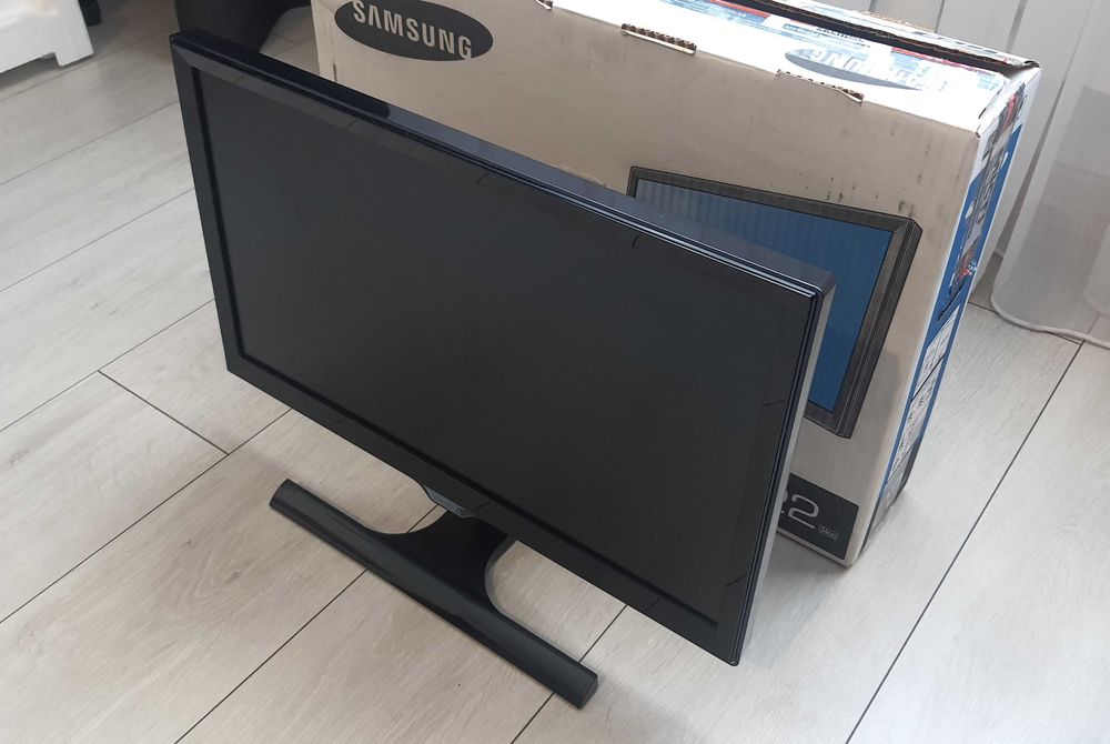 Монітор самсунг 21.5" (22") Samsung S22E390HSO
