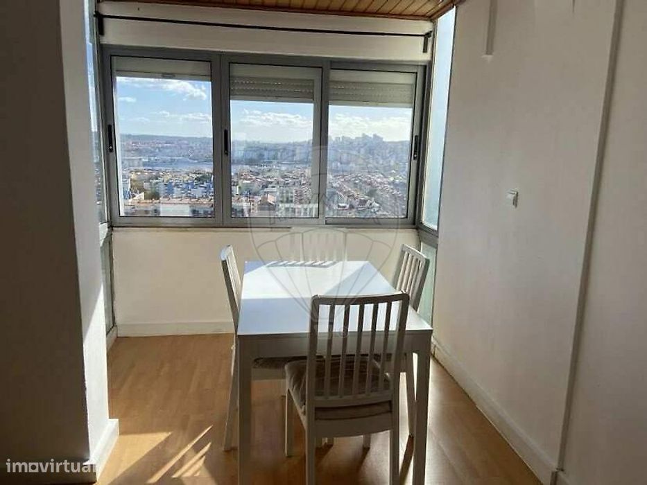 Apartamento T2 para arrendamento
