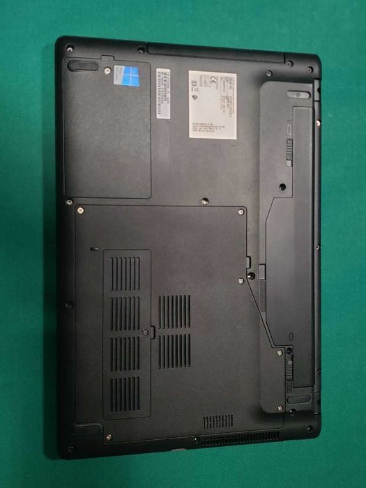 оригінал Fujitsu Lifebook A555 ноутбук коломия