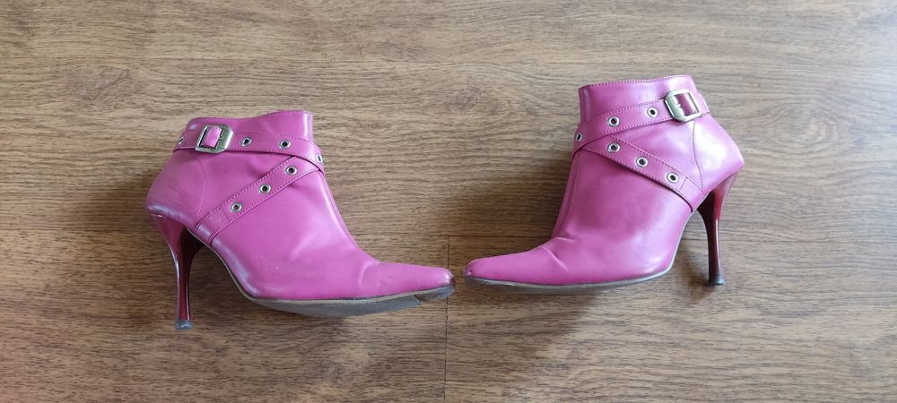 Женские кожаные полусапожки