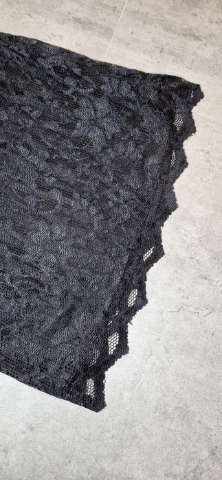 Sukienka r.L/XL koronkowa damska czarna rękaw 3/4