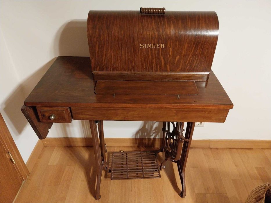 Movel máquina de costura