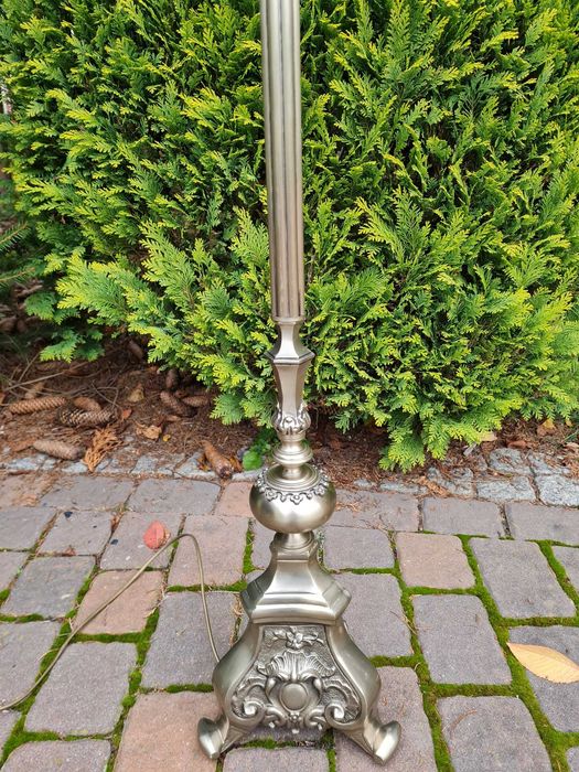 Piękna stylowa lampa stojąca Podłogowa