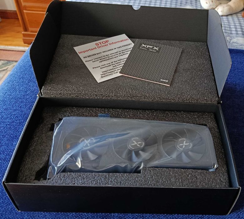 XFX RX 6650 XT 8GB