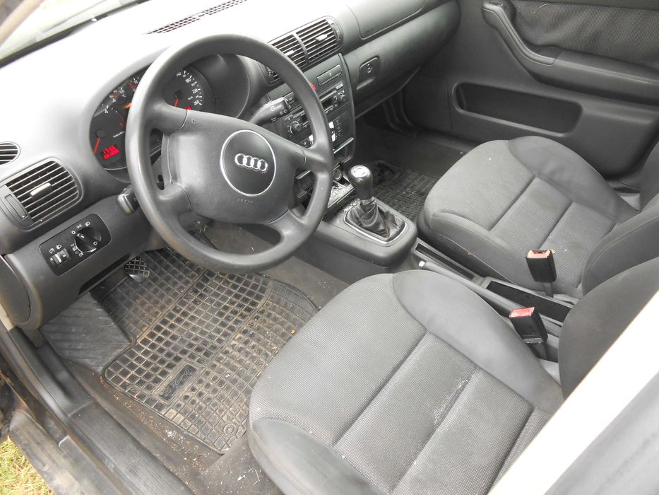 drzwi,błotnik,zderzak,klapa bagaznika A3 8L LZ9W