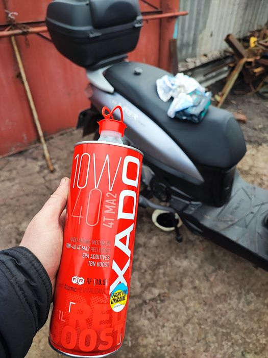 Мопед скутер 200 кубів двомісний