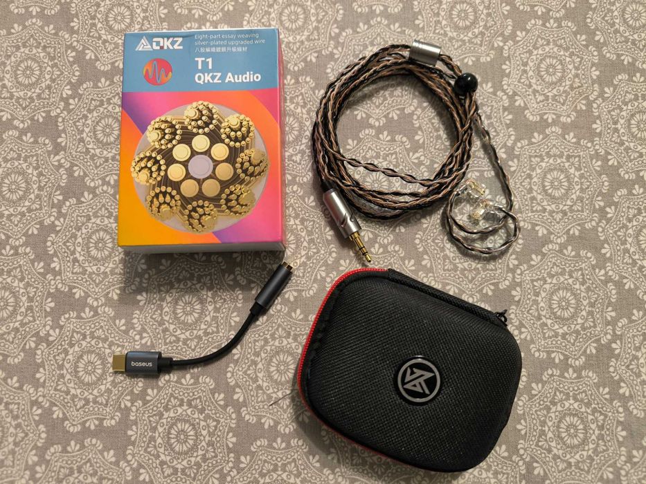 Auriculares Ajustáveis para Gamers/Audiófilos, KZ Castor, Extras,Novos