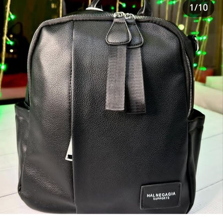 Женский рюкзак..