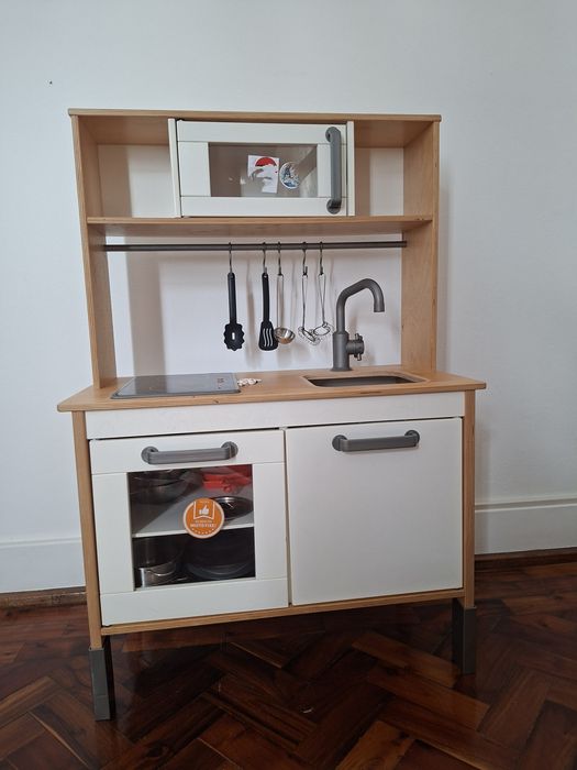 Brinquedos - cozinha IKEA para criança