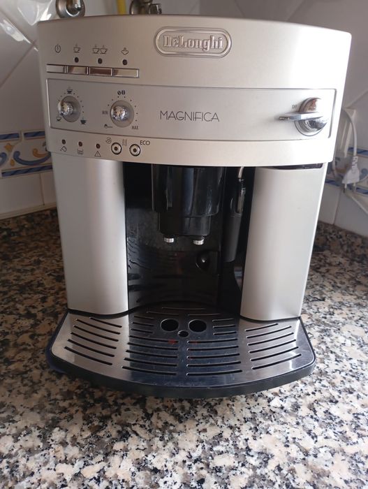 Máquina de café delongue magnífica
