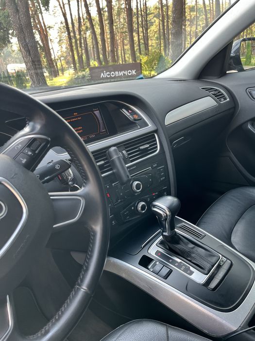 Продам Audi A4 B8