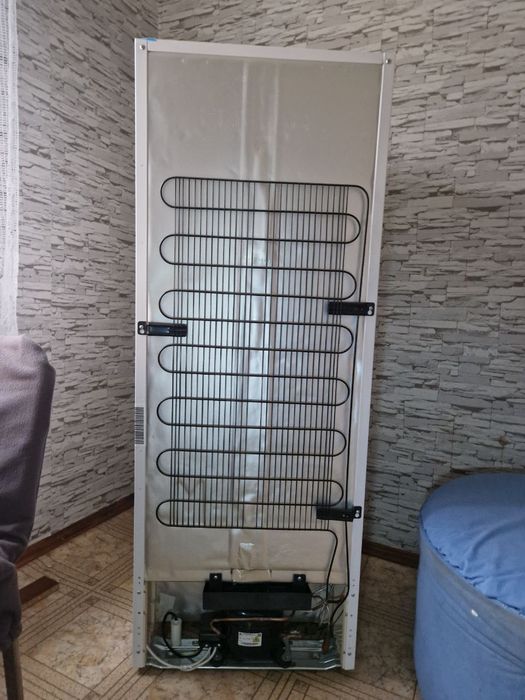 Холодильник vestfrost