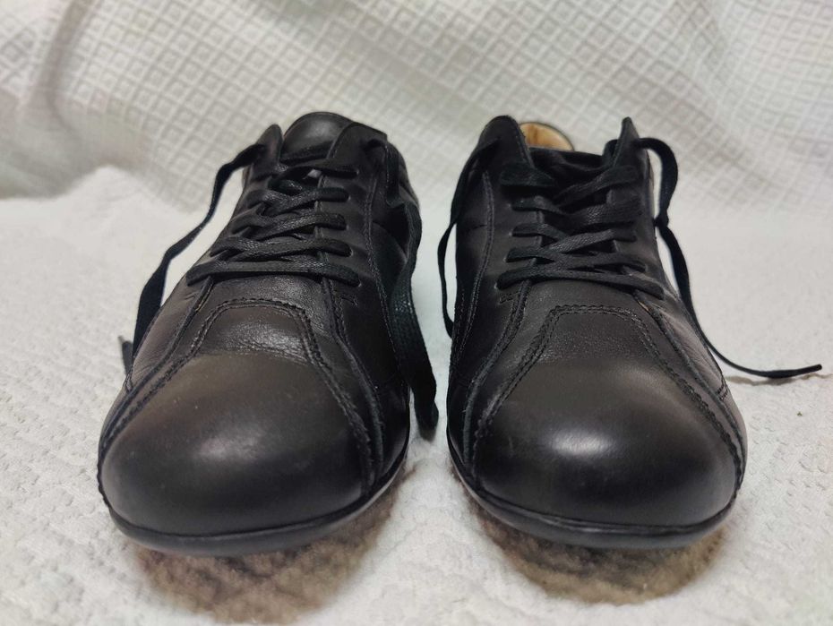 Sapatos Azzaro tam. 43 em estado novo
