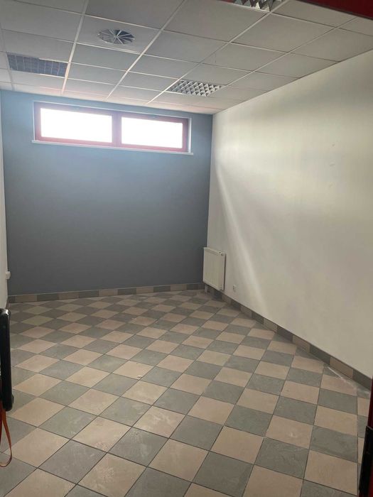 Wynajmę lokal handlowo - usługowy w Sochaczewie (ul. Gawłowska)