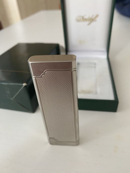 Zapalniczka davidoff