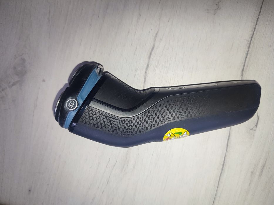 Golarka Philips Series 3000 S3233/52 – Wet & Dry