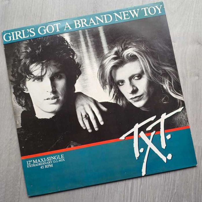T.X.T. 12" Girl's Got a Brand New Toy Maxi-Single EU
