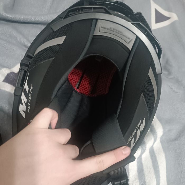 Шолом Mt-Helmets Thunder 4