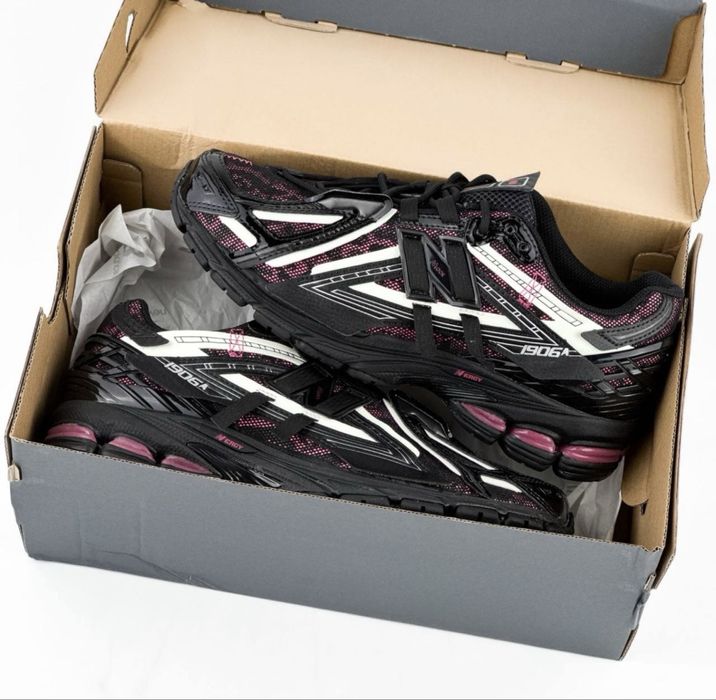 Кросівки New balance 1906A Black Dragon Berry