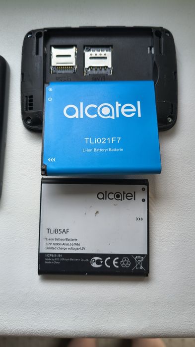 Mobilny Router WiFi 4G LTE Alcatel LINKZONE (MW40V) + Zestaw: Kabel i Dodatkowa Bateria