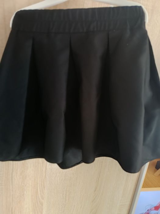 Elegancka spódniczka dla dziewczynki roz 128