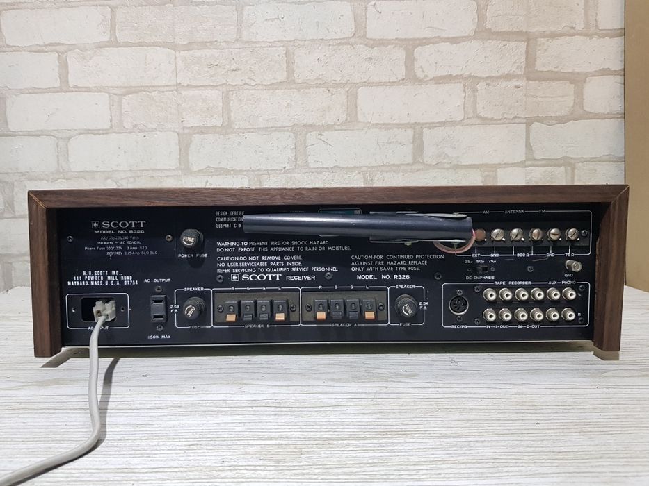 FM/AM Стерео ресивер/підсилювач  Scott R-326 2х46Вт  б/у з  Німеччини