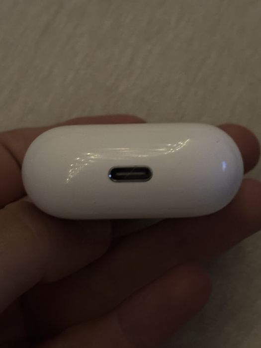 case do airpods 4 oryginalny